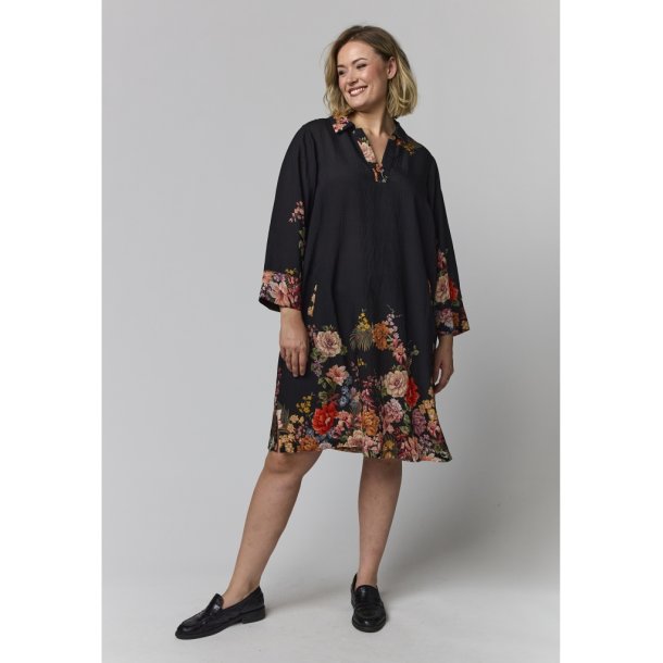 Michelle Kjole Rose Fall