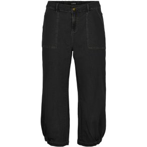 Clara Jeans Sort Wide L66