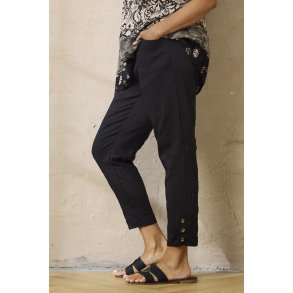 Chaya Capri Buks Sort Slim L72