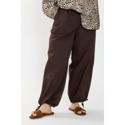 Manda Buks Brun Wide L78