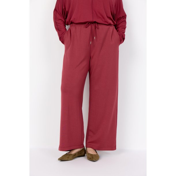 Sabina Buks Wine Wide L75