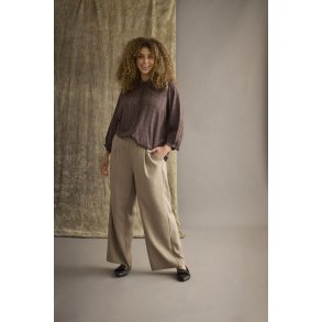 Raya Buks Brun Wide L78